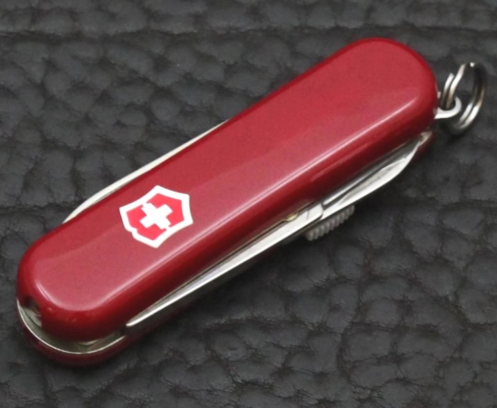 Нож-брелок Victorinox Signature Lite, 58 мм, 7 функций, красный